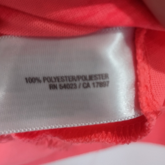 Old Navy Active Tank - Picture 6 of 8